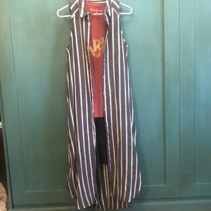 HOLDING HORSES Striped Sleeveless Top - Black and White